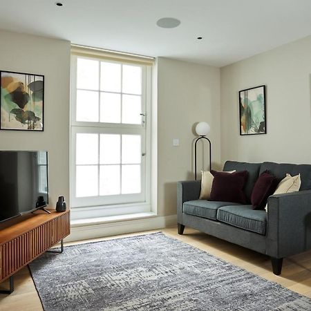 Chancery Lane By Viridian Apartments London Bagian luar foto