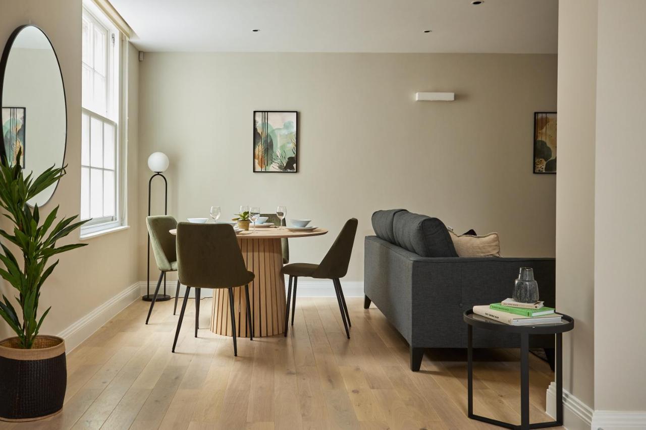Chancery Lane By Viridian Apartments London Bagian luar foto