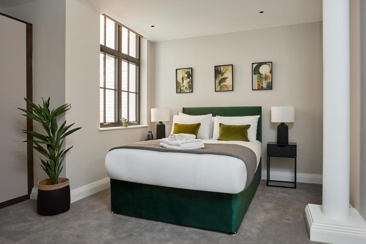 Chancery Lane By Viridian Apartments London Bagian luar foto
